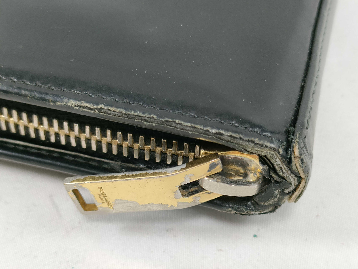 SAINT LAURENT Long Wallet with Round Zipper