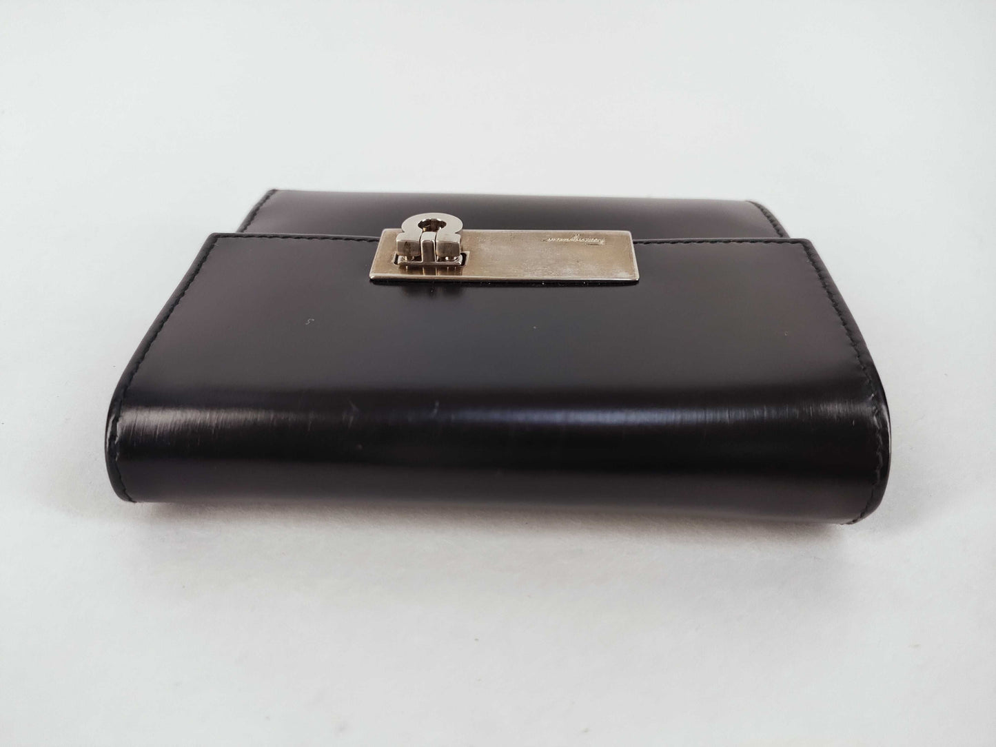 Salvatore Ferragamo Gancini Tri-fold Wallet AQ-220129 Black Leather Wallet