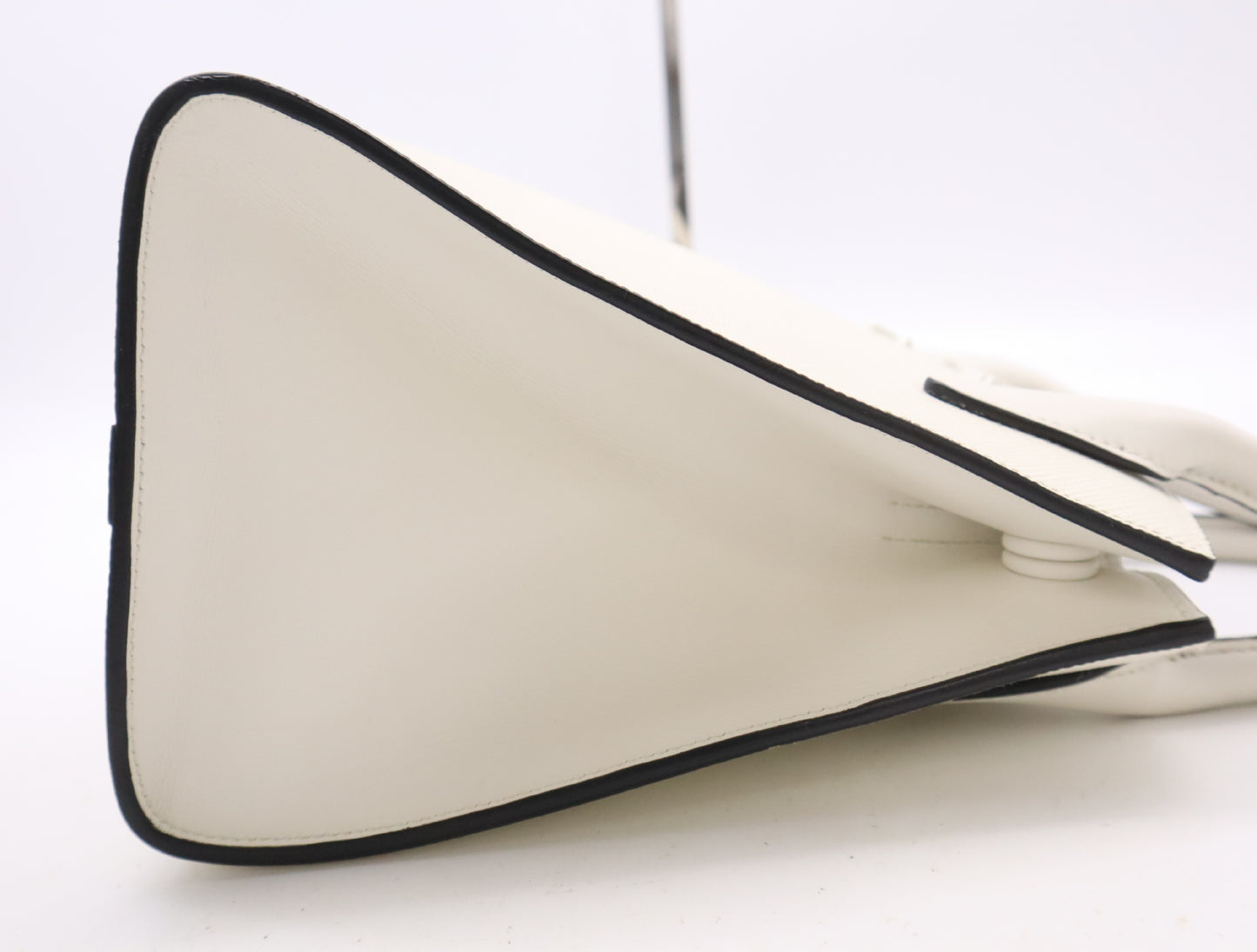 PRADA 1BA269 3OO 2ERX Leather Handbag in White Bianco with Shoulder Strap and Charm, 272 Handbag