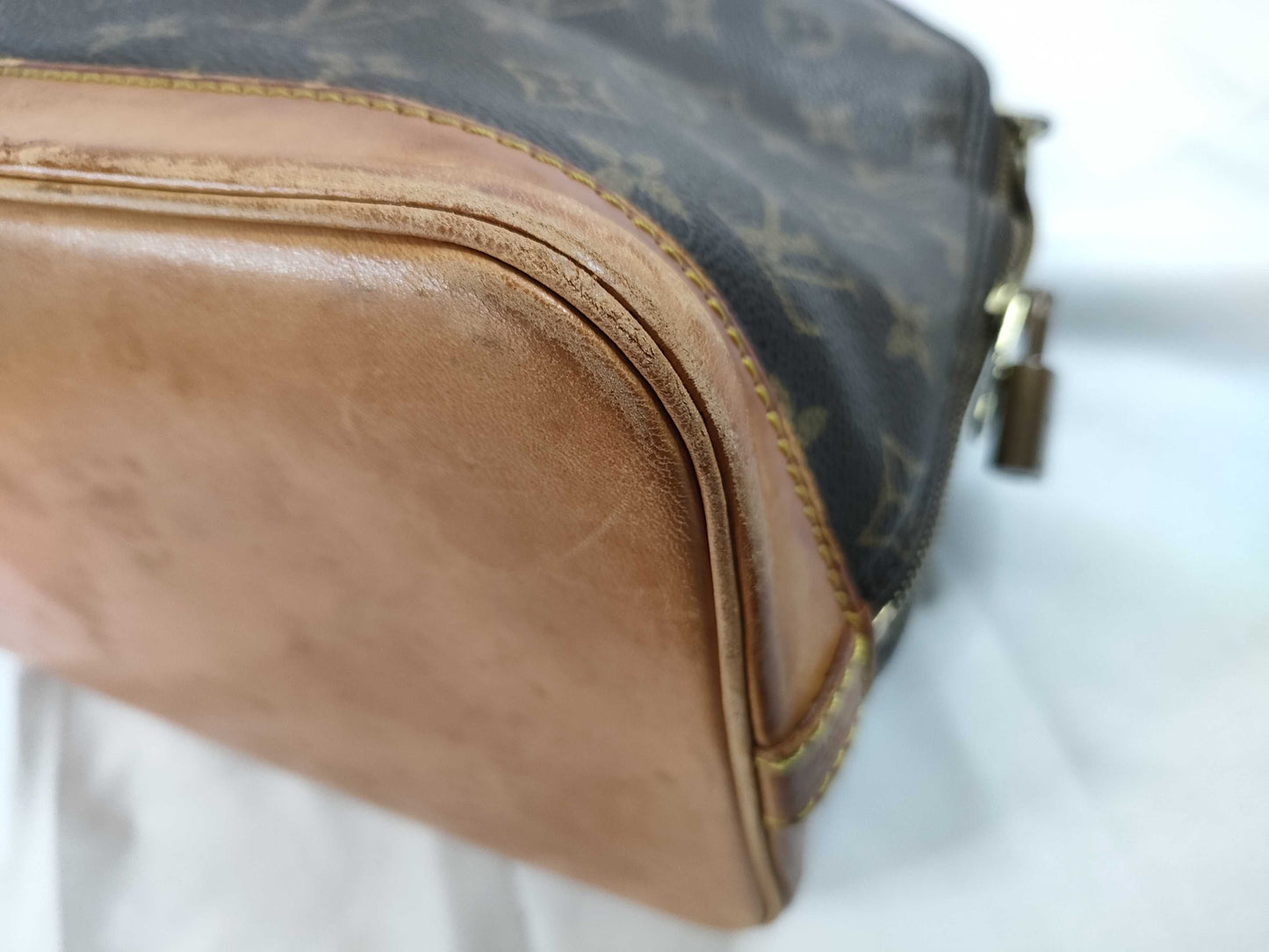 LOUIS VUITTON Monogram Alma Monogram M51130/BA1904 Handbag