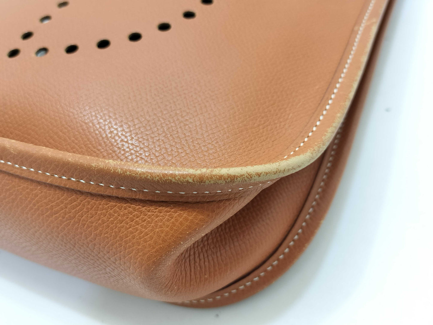 HERMES Evelyn Hermes Evelyn PM I engraved shoulder bag