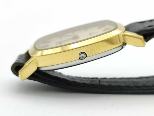 OMEGA 1387 Quartz Women's Watch