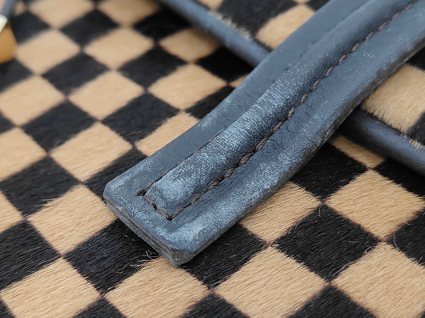 LOUIS VUITTON Louis Vuitton Damie Sovage Lion CA0012 Handbag