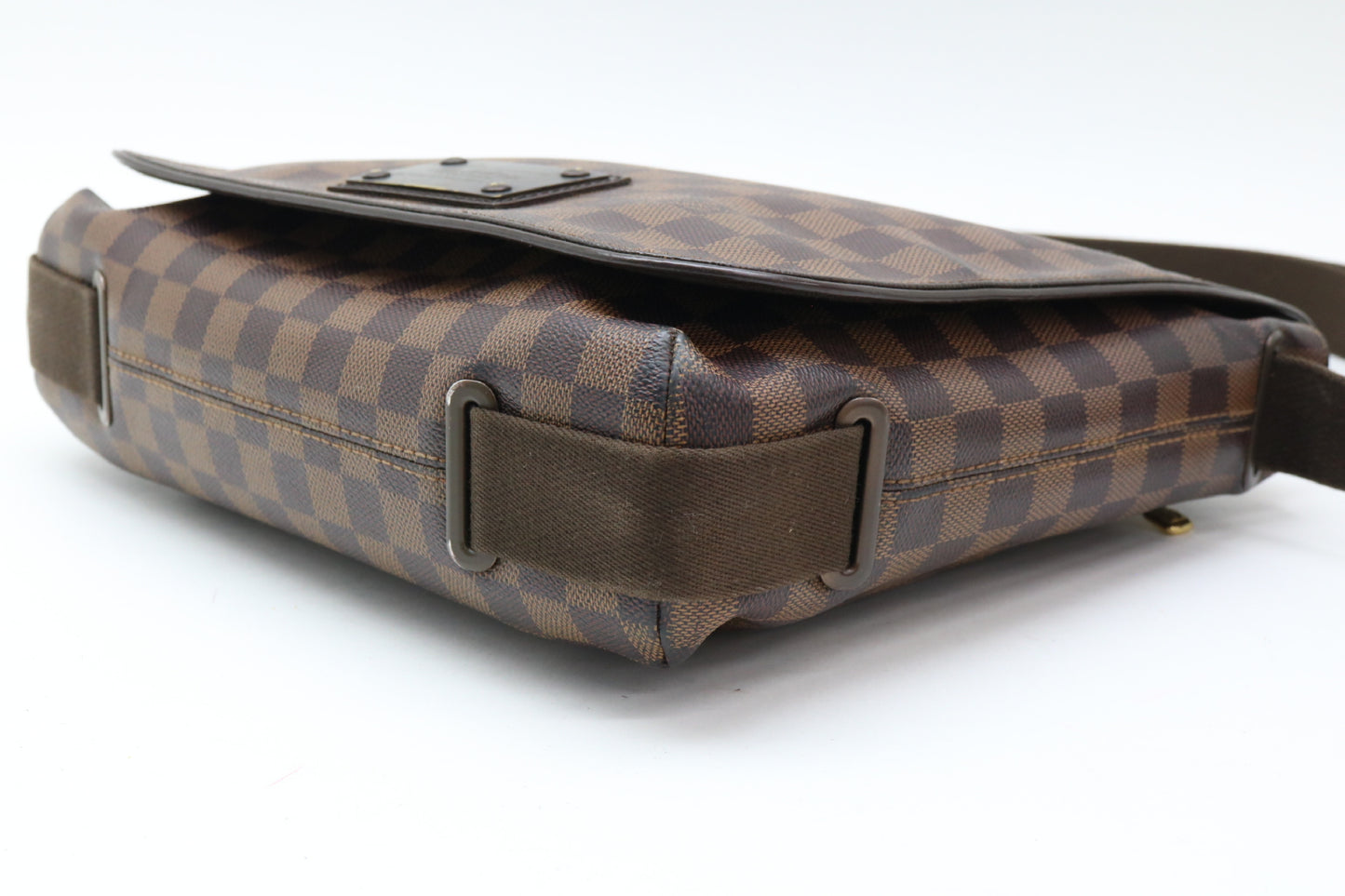 LOUIS VUITTON Damier Brooklyn Shoulder Bag