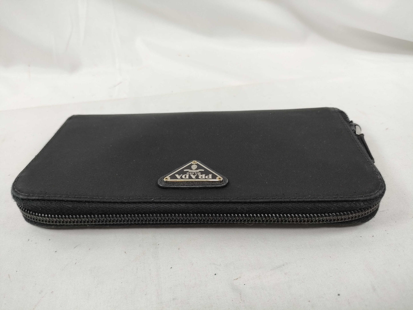 PRADA Nylon Tesuto NERO Round Zipper Long Wallet Wallet