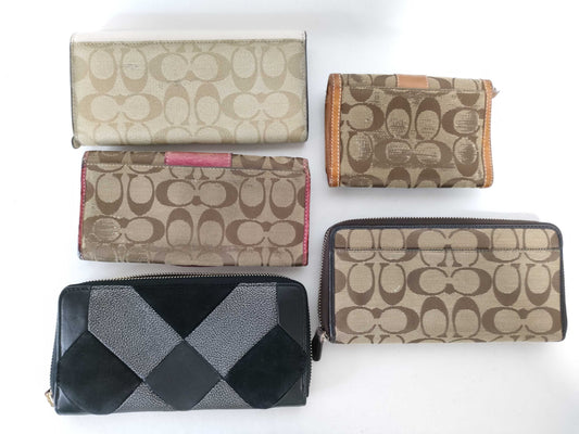 COACH Signature Coach Wallet Signature 5 Points Wallet