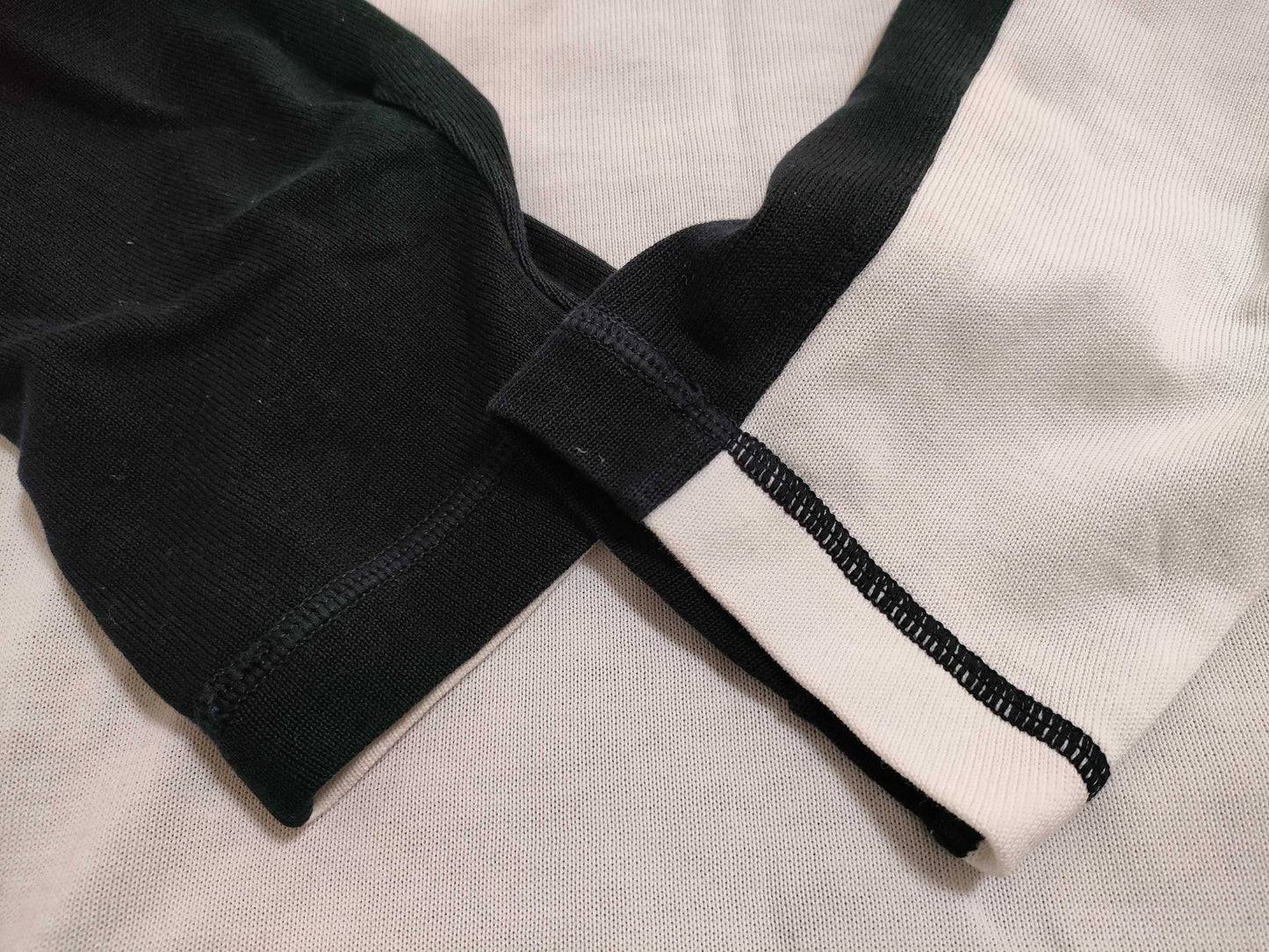 FENDI FENDI Current Tag Logo Knit Black Top