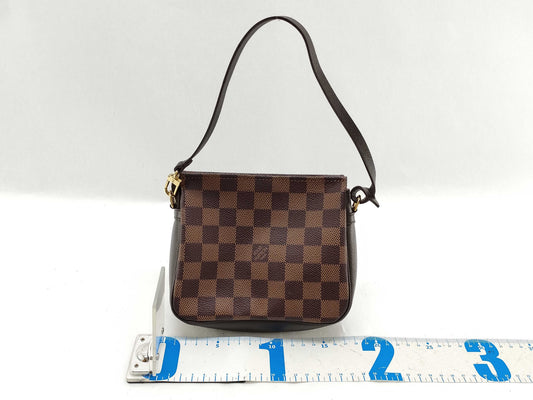 LOUIS VUITTON Damier Louis Vuitton Damier Truth Makeup Pouch Handbag