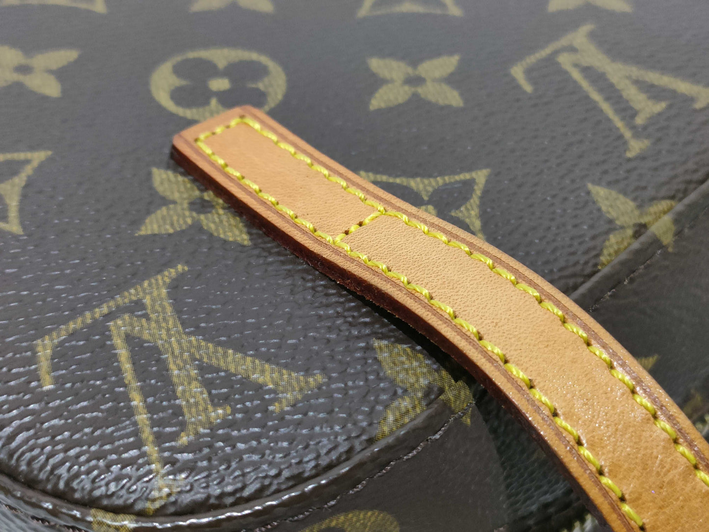 LOUIS VUITTON Monogram Louis Vuitton Spontini Handbag