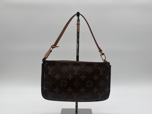 LOUIS VUITTON LOUIS VUITTON Pochette Accessoir Monogram Pouch Pouch