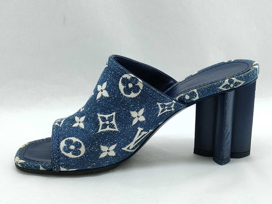 LOUIS VUITTON Monogram Denim LOUIS VUITTON Silhouette Line Denim Monogram Mule 36 Mule