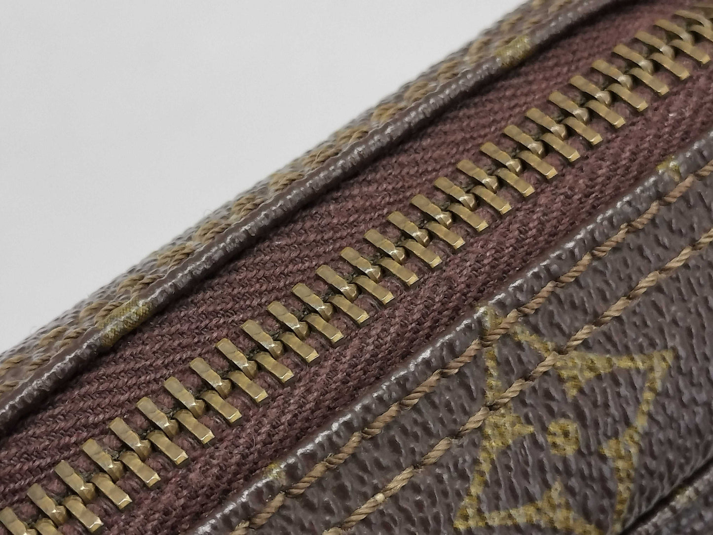 LOUIS VUITTON Monogram Monogram Truth Toilette Second Bag