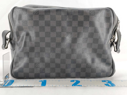 LOUIS VUITTON Damier Graffit Damier Grafitte Io Shoulder Bag Shoulder Bag