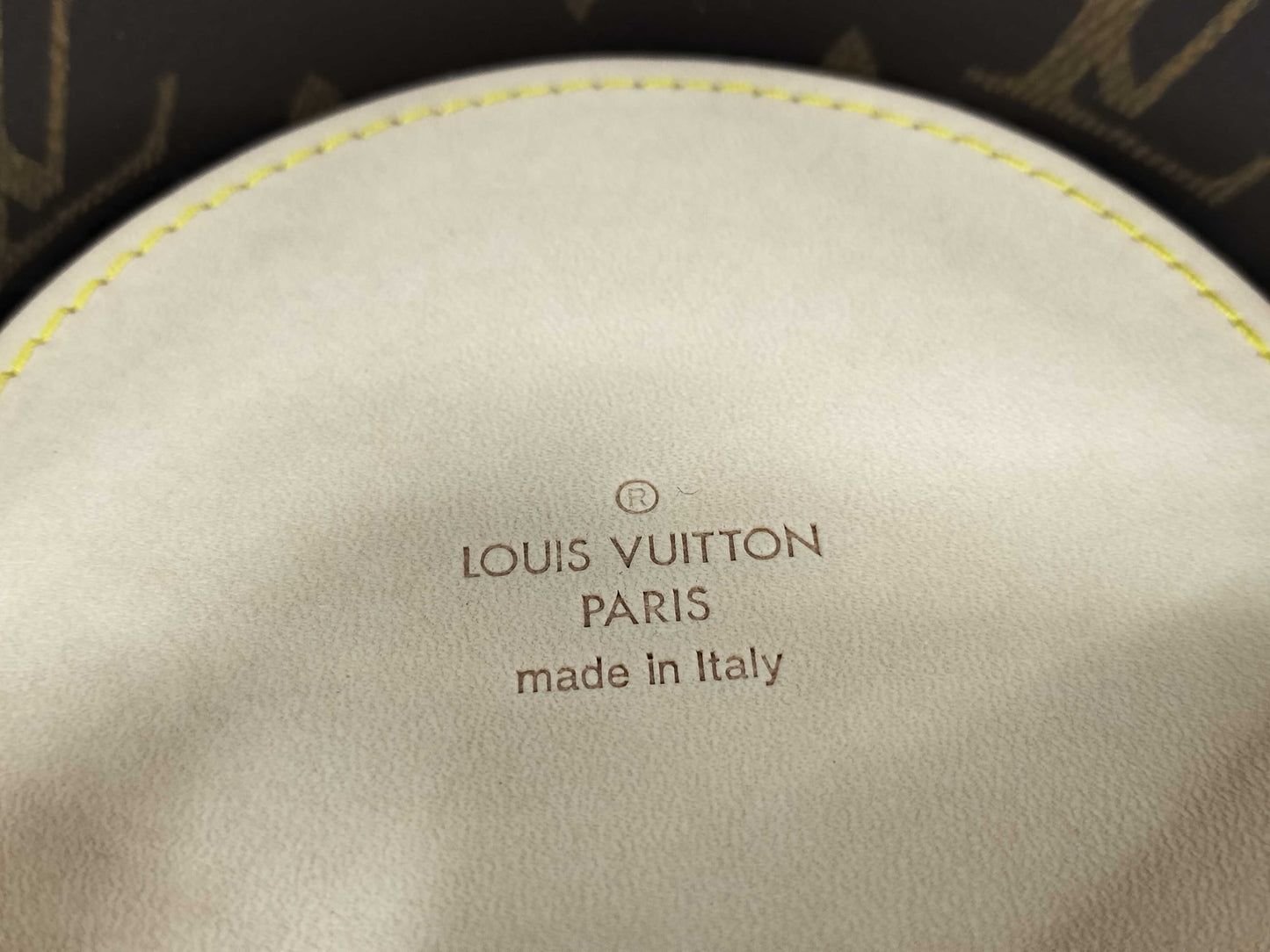 LOUIS VUITTON Louis Vuitton Coaster Set of 6 Monogram GI0489 MD0241 Other Accessories