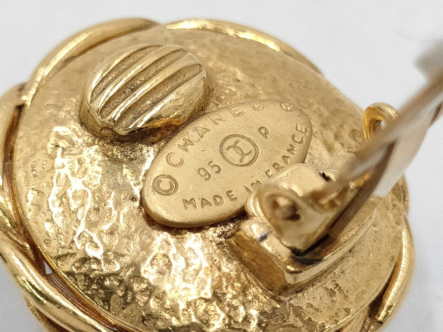 CHANEL 95P Faux Pearl Cocomark GP Gold Earrings