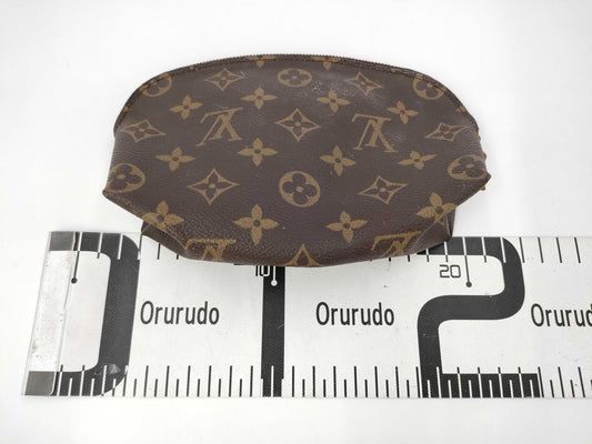 LOUIS VUITTON Louis Vuitton Monogram Cosmetic Pouch Pouch