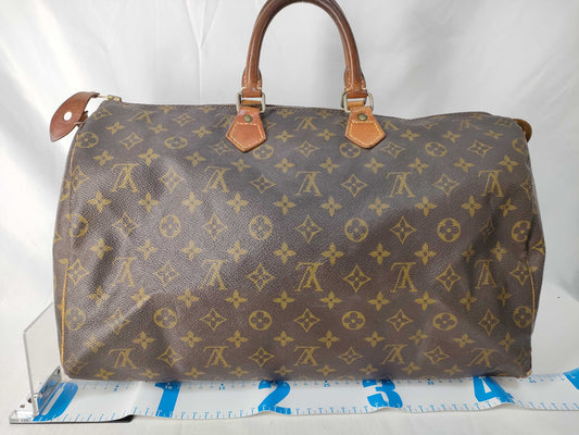 LOUIS VUITTON Monogram Louis Vuitton Speedy 40 Monogram Boston Bag
