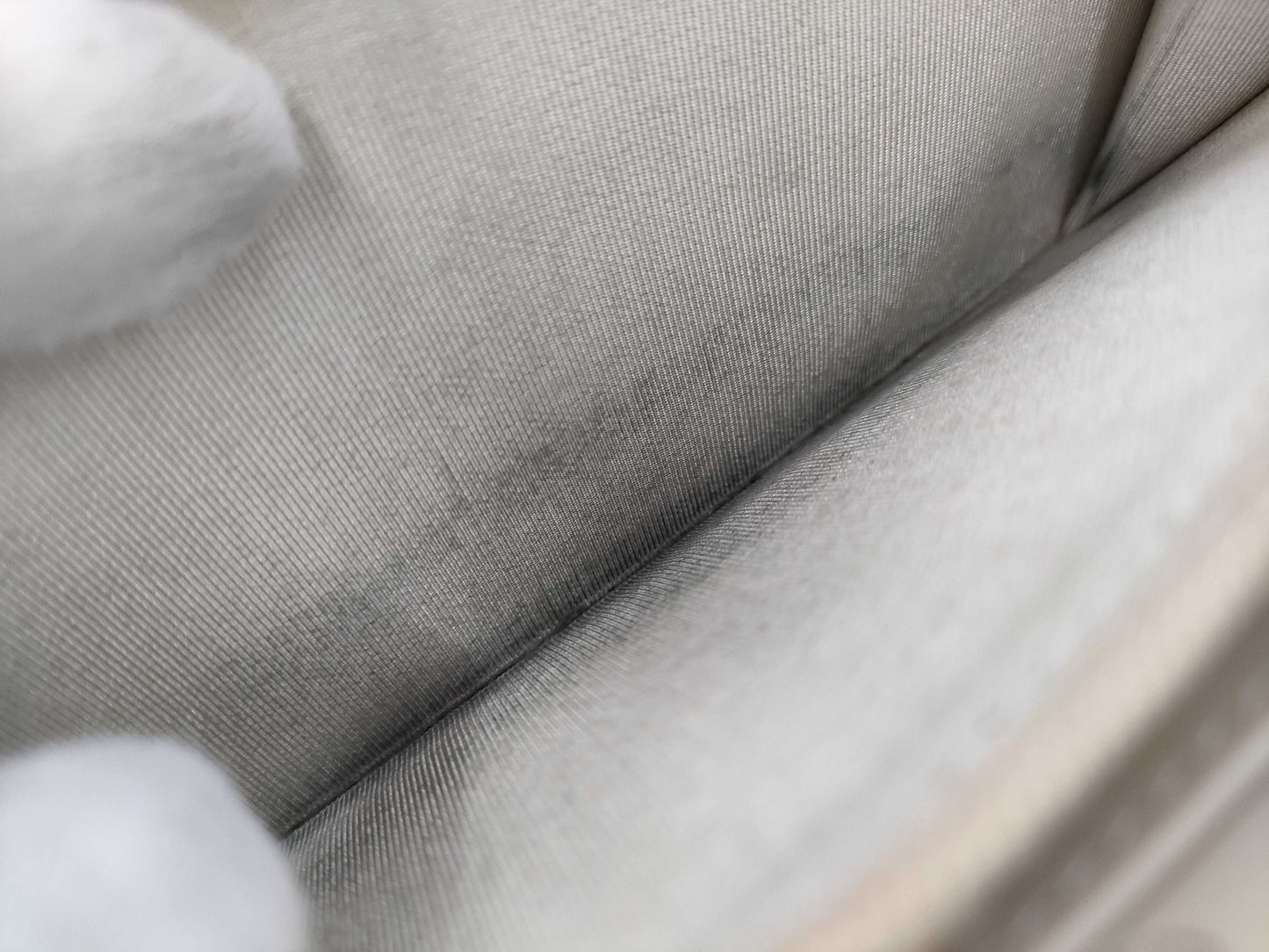 CHANEL Mattrasse Round Zip Long Wallet Caviskin Beige Wallet