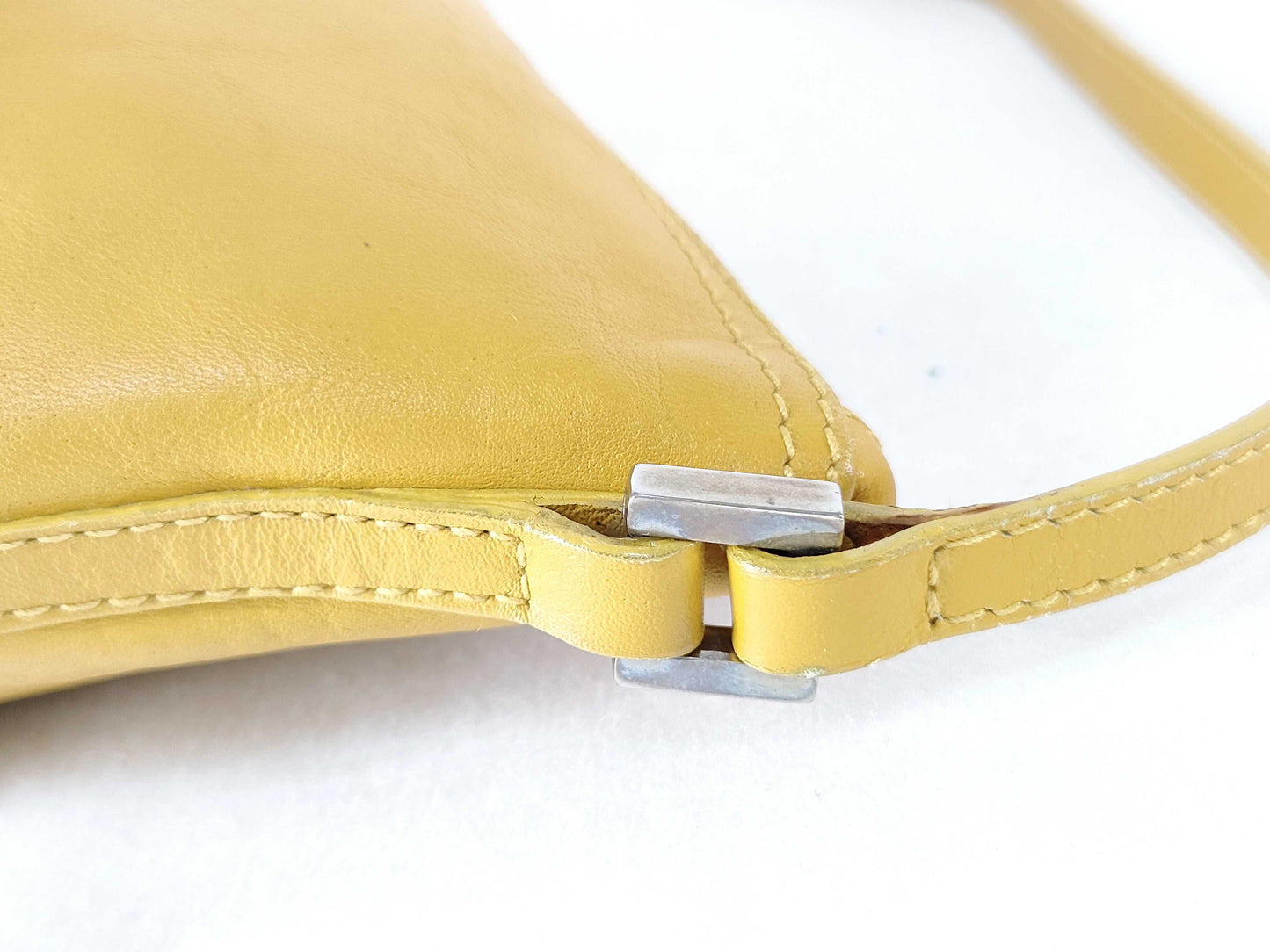 GUCCI Gucci Yellow Handbag