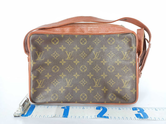 LOUIS VUITTON Monogram LOUIS VUITTON Monogram Sack Bantriere Vintage Shoulder Bag Shoulder Bag