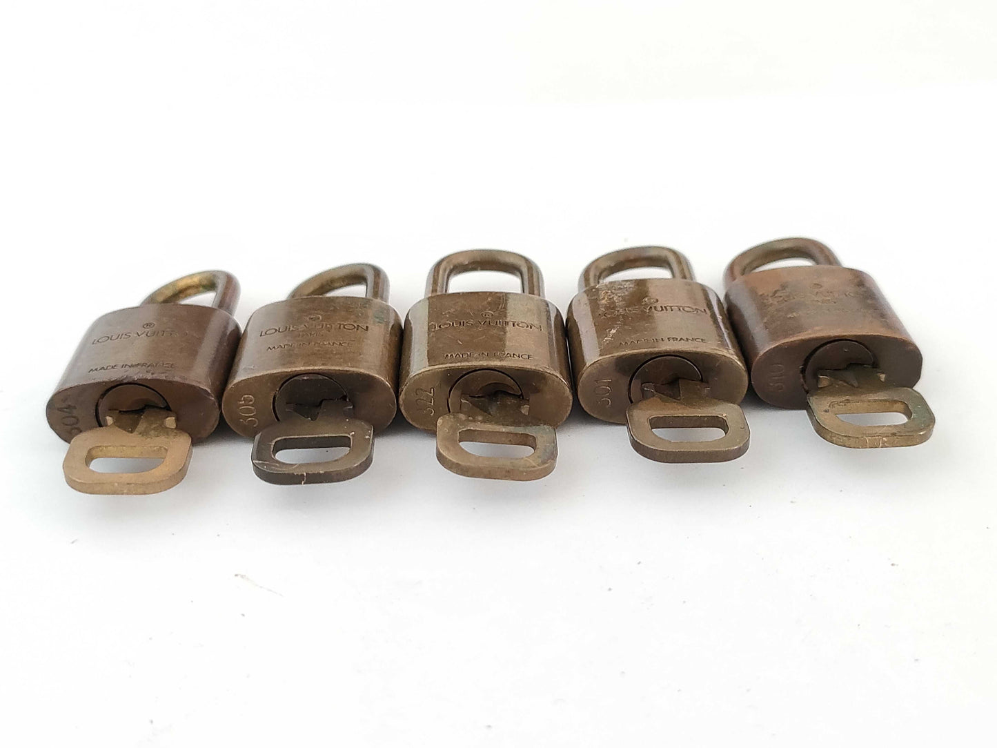 LOUIS VUITTON LOUIS VUITTON padlock 10 pieces Other accessories