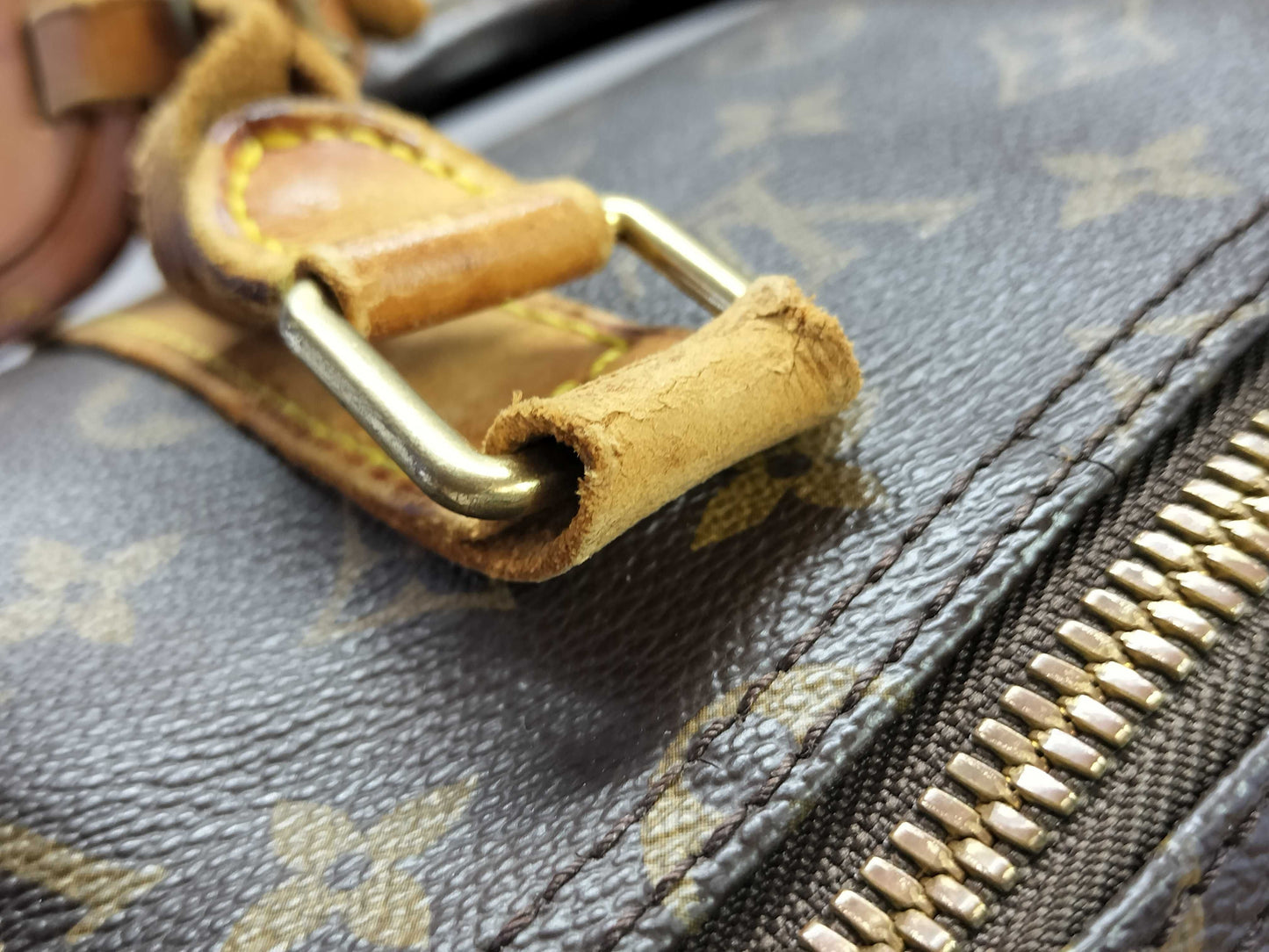 LOUIS VUITTON Monogram LV Keepall Boston Bag