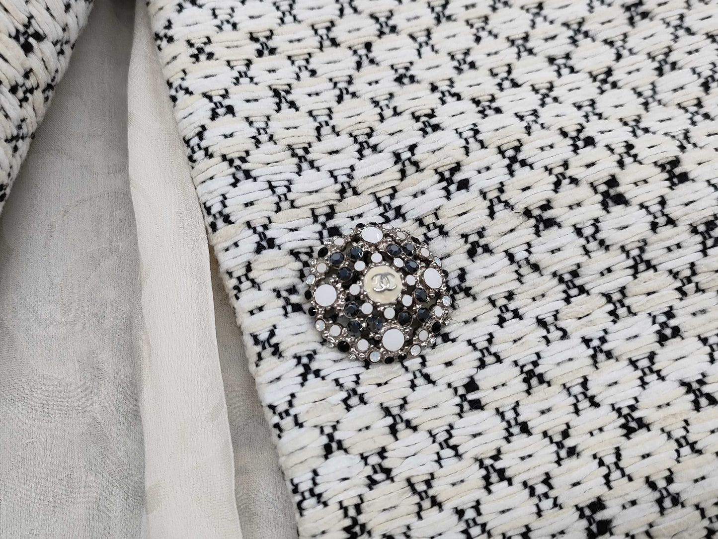 CHANEL Knitted Cardigan Size 36 Cardigan Jacket