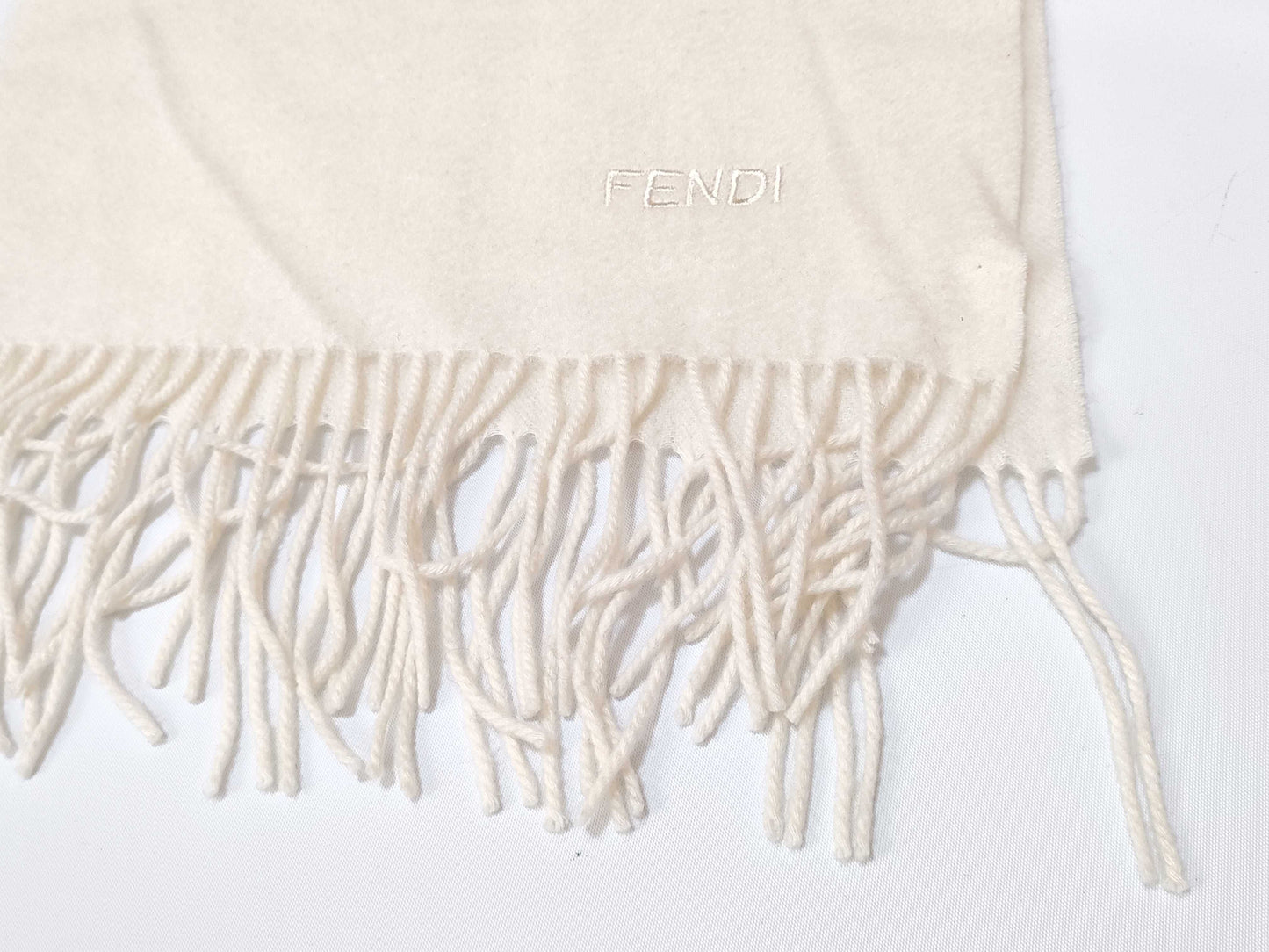 FENDI Fendi Logo Muffler White Muffler