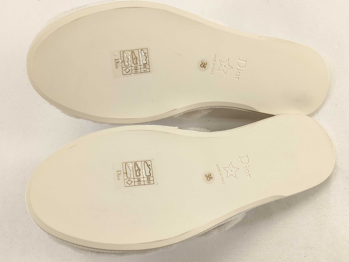 Dior Sandals Logo Mouton White #35 Slippers
