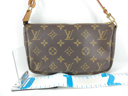 LOUIS VUITTON Monogram Louis Vuitton Monogram Pochette Accessoir M51980 Handbag