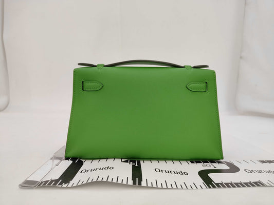 HERMES Kelly Swift Vert Yucca Pochette, Silver Hardware, K Stamp, Seal Included, Handbag