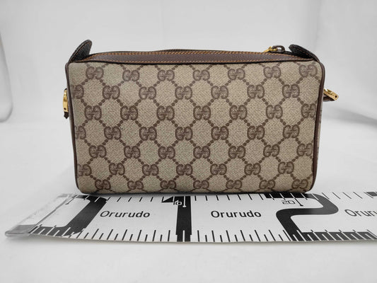GUCCI Shoulder Bag with Broken Strap