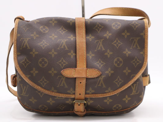 LOUIS VUITTON M42256 Monogram Saumur 30 Shoulder Bag