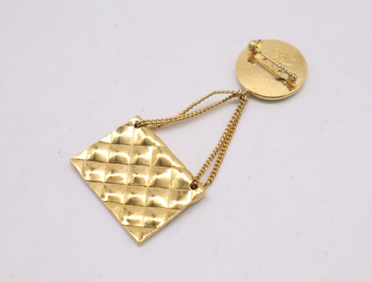 CHANEL GP Coco Mark Matelasse Gold Brooch