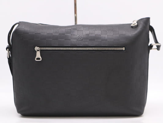 LOUIS VUITTON N42417? Damier Infini Discovery Messenger MM Onyx Shoulder Bag