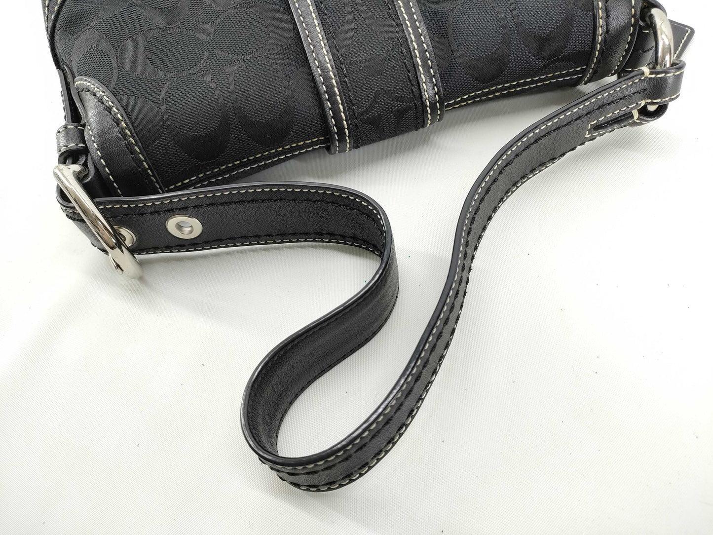 COACH Signature Coach One-Shoulder Bag 10296