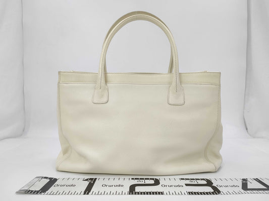 CHANEL Executive Tote Bag White Tote Bag