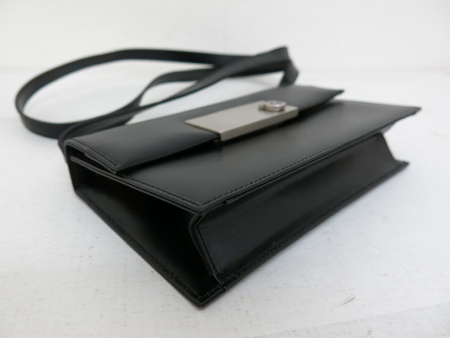 Salvatore Ferragamo Gancini Calfskin Shoulder Bag in Black