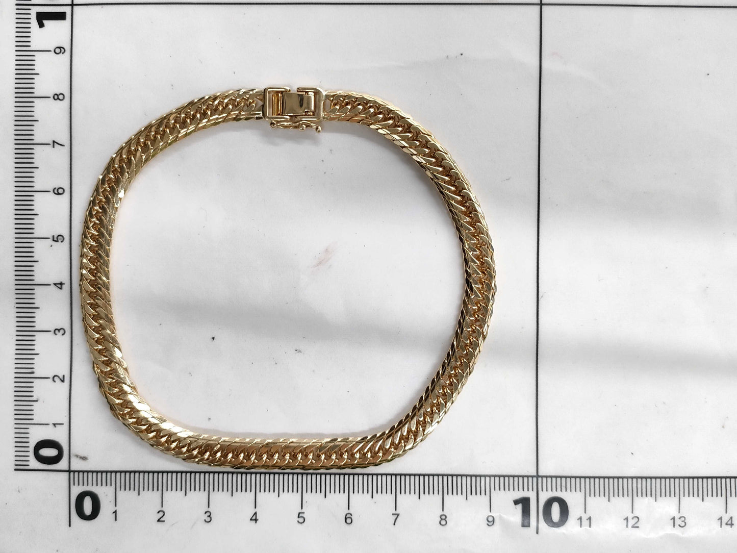 Kihei 14-Sided Triple K18 24.9g Bracelet Bangle