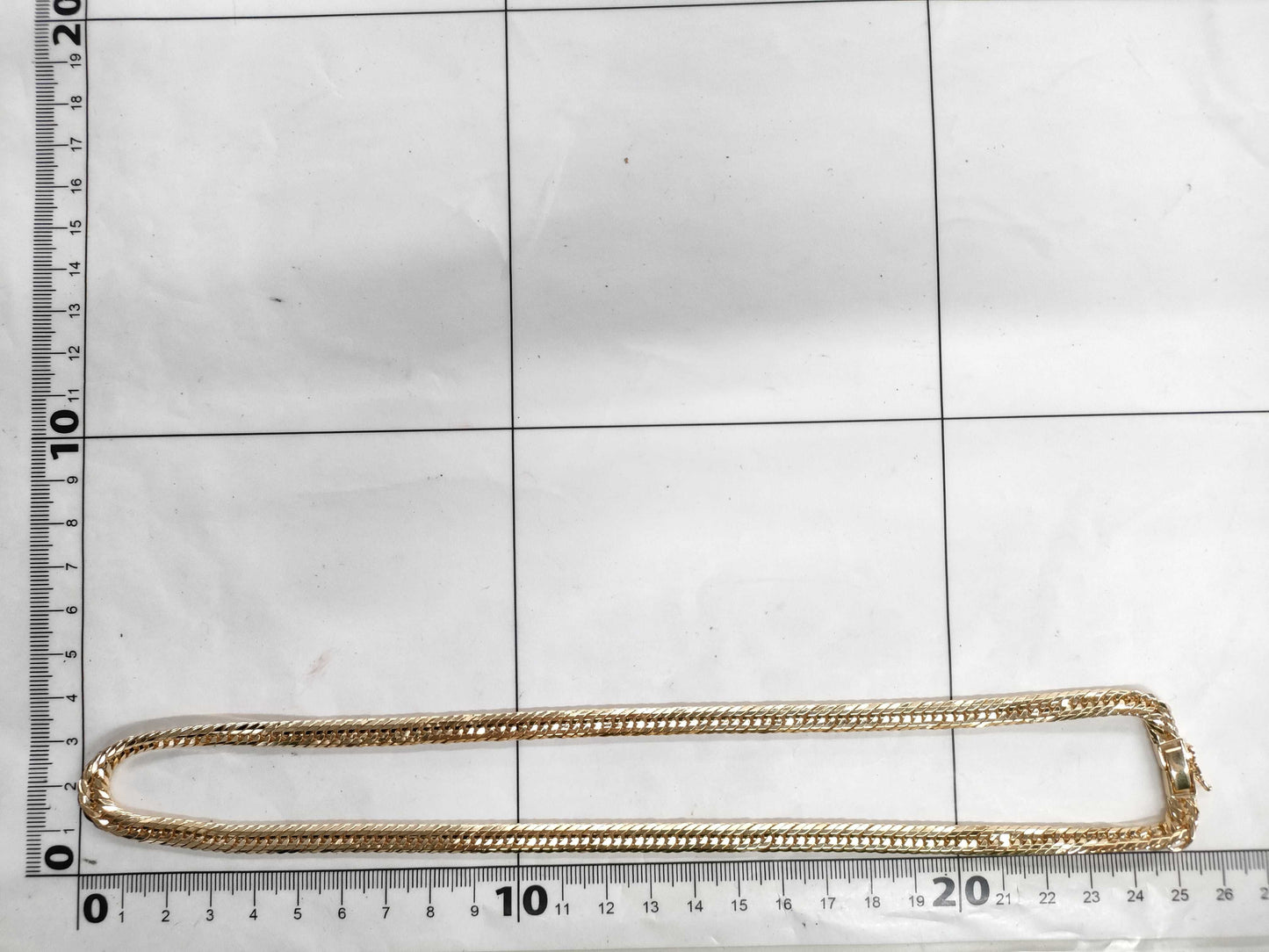 Kihei 12-sided triple 51cm K18 49.7g necklace