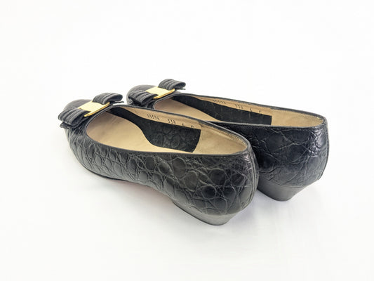 Salvatore Ferragamo Vara Pumps Size 6 Pumps