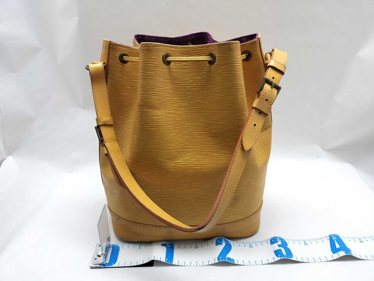 LOUIS VUITTON Epi Bag Louis Vuitton Epi Noe Yellow Shoulder Bag