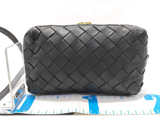 BOTTEGA VENETA Intrecciato Bottega Veneta Black Shoulder Bag Loop Shoulder Bag