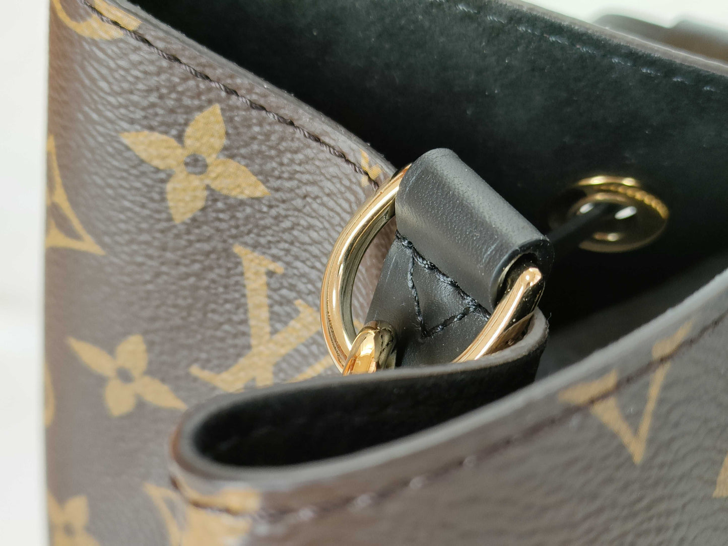 LOUIS VUITTON Monogram Louis Vuitton NeoNoe Colosseum Paint Shoulder Bag M44020 MI2118