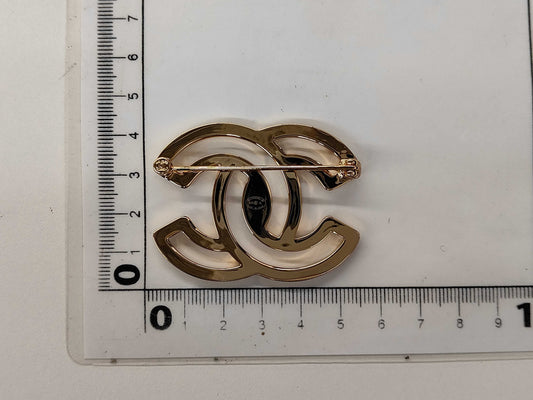 CHANEL B24A GP Brooch