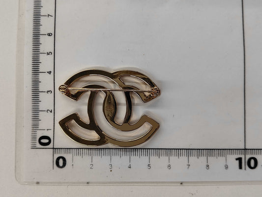 CHANEL B24A GP Brooch