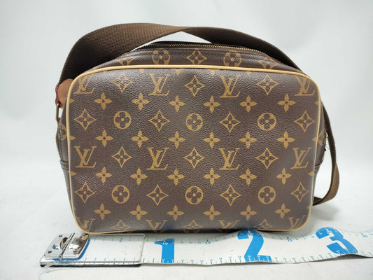 LOUIS VUITTON Monogram Shoulder Bag