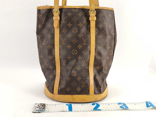 LOUIS VUITTON Monogram Louis Vuitton Bucket GM Tote Bag