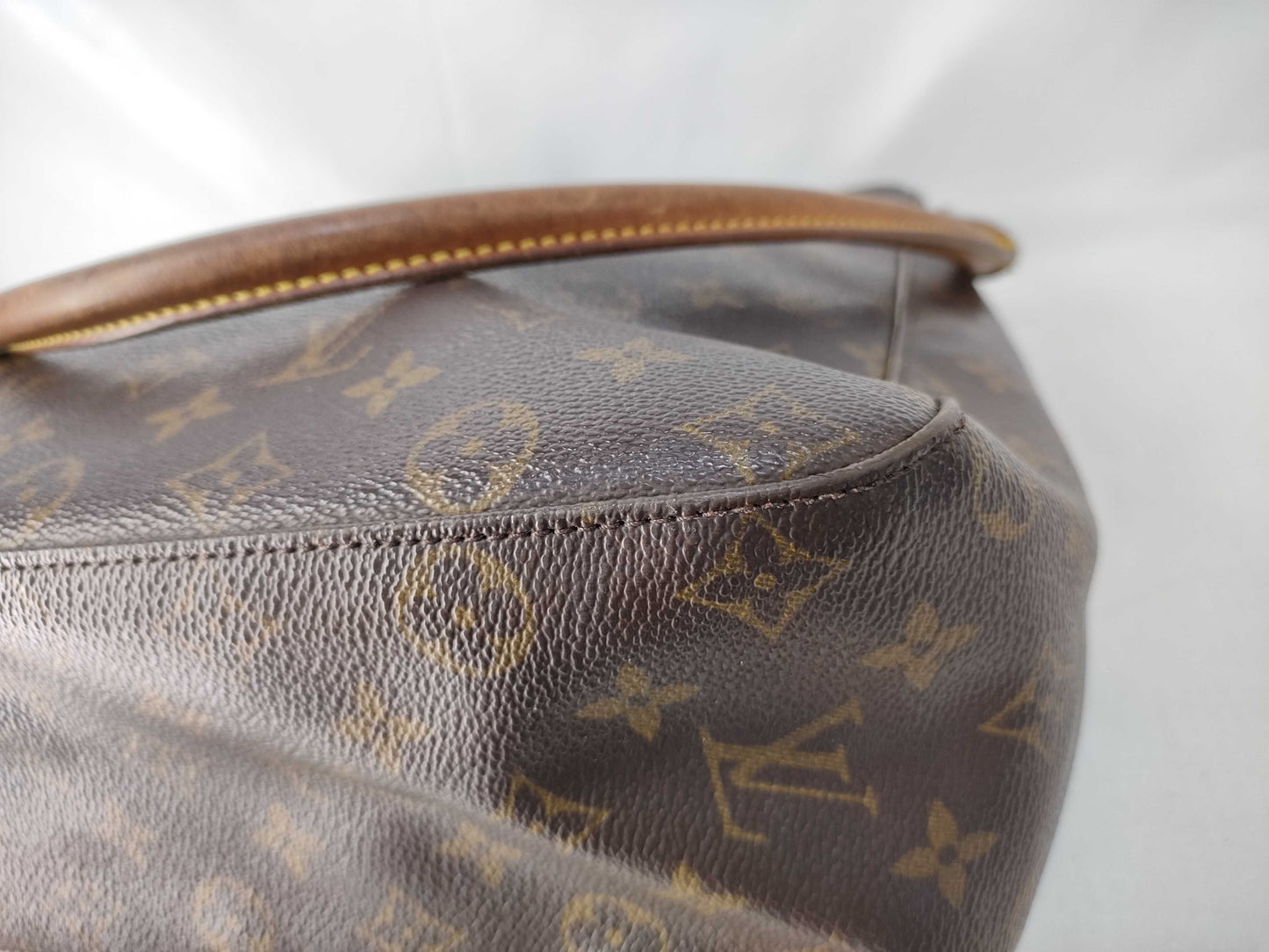 LOUIS VUITTON Monogram Looping Shoulder Bag