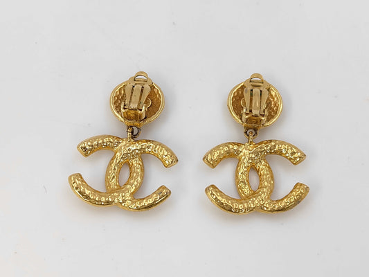 CHANEL 95A Coco Mark Gold GP Earrings Vintage Accessories Earrings